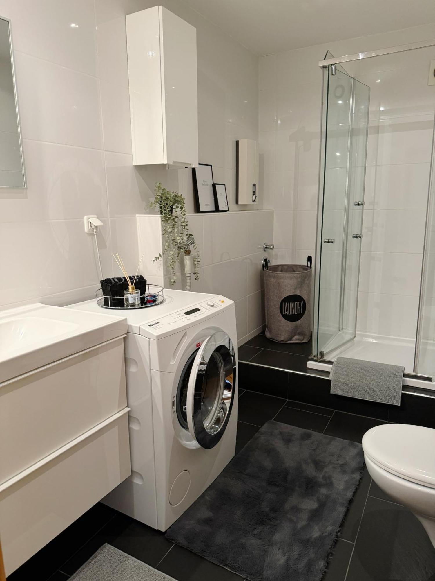 90M2 I Central I Netflix I Wifi I Free Parking I Lia Apartments Hanovra Exterior foto