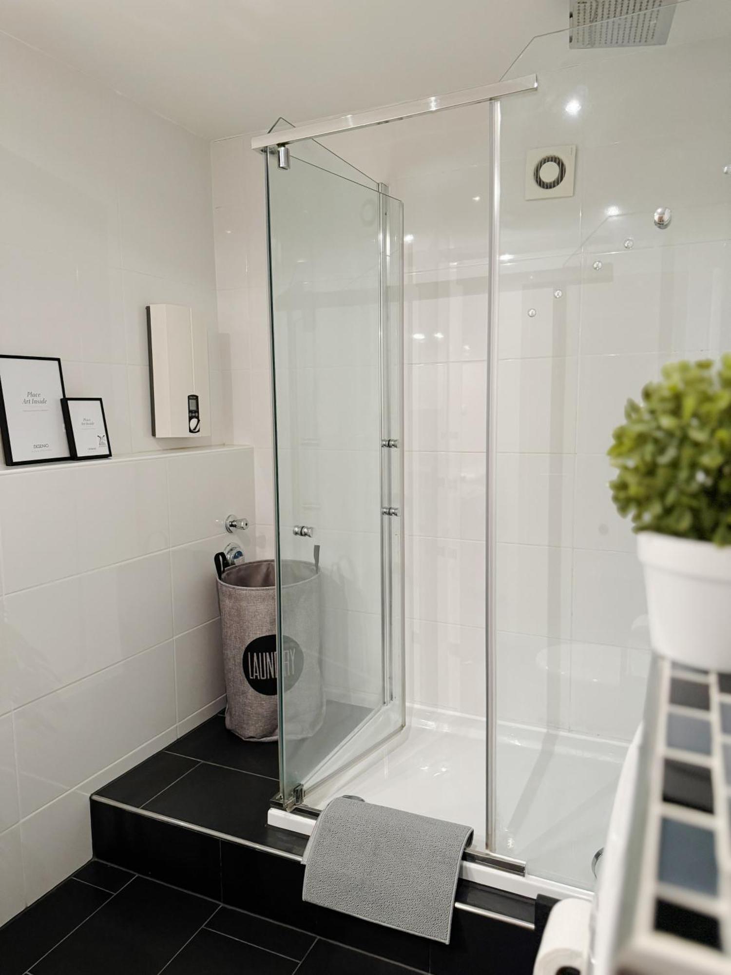 90M2 I Central I Netflix I Wifi I Free Parking I Lia Apartments Hanovra Exterior foto